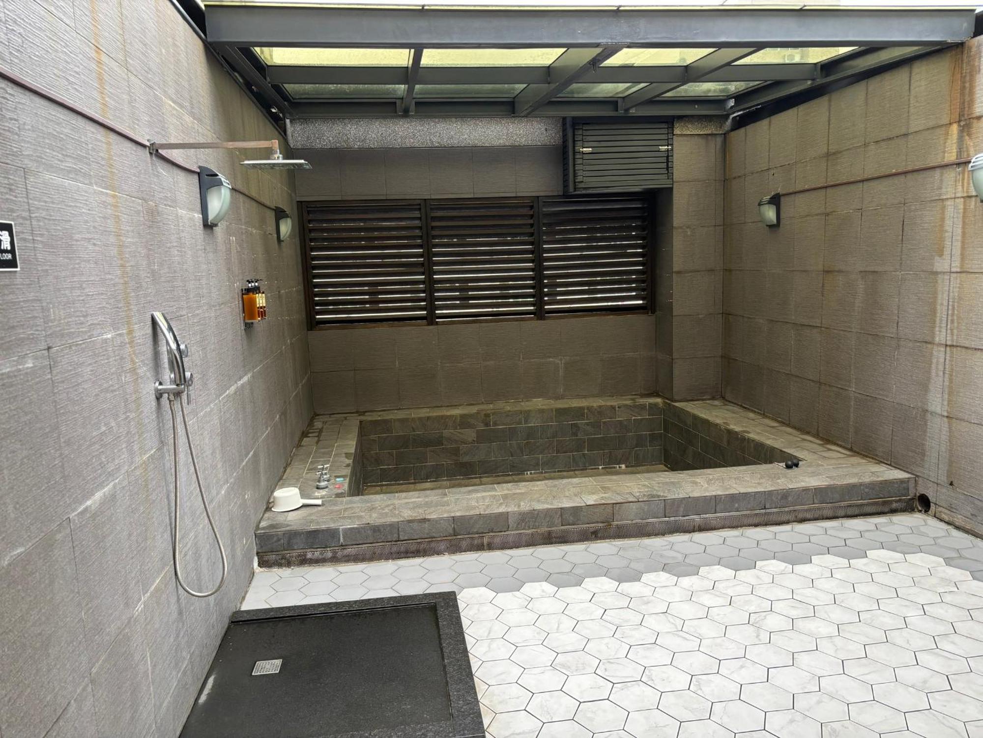 Ya Nold Hot Spring Hotel Jiaoxi Bagian luar foto